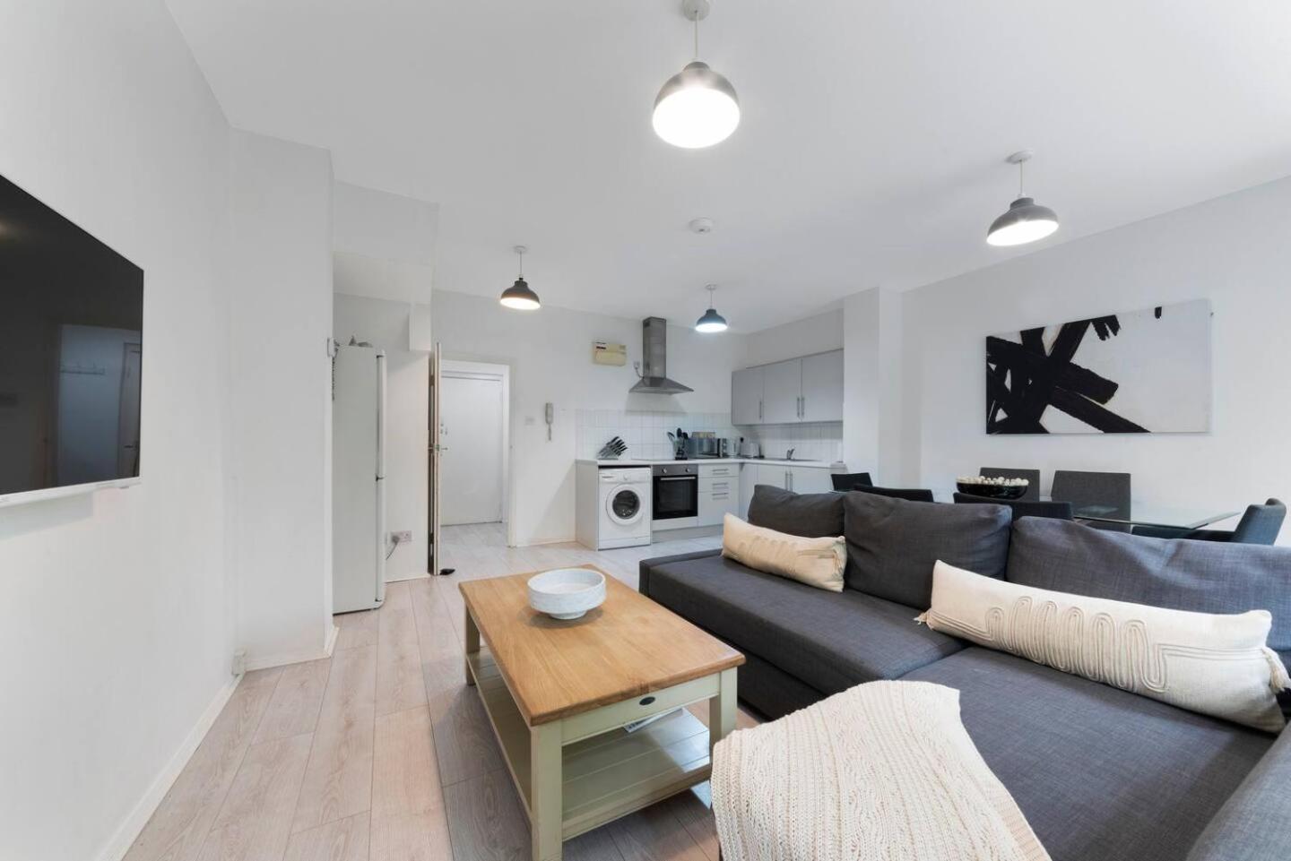 2 Bed Apartment- Finsbury Park Station B Лондон Экстерьер фото